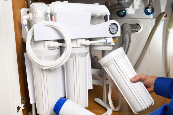 Benefits of Reverse Osmosis Water Filtration Systems